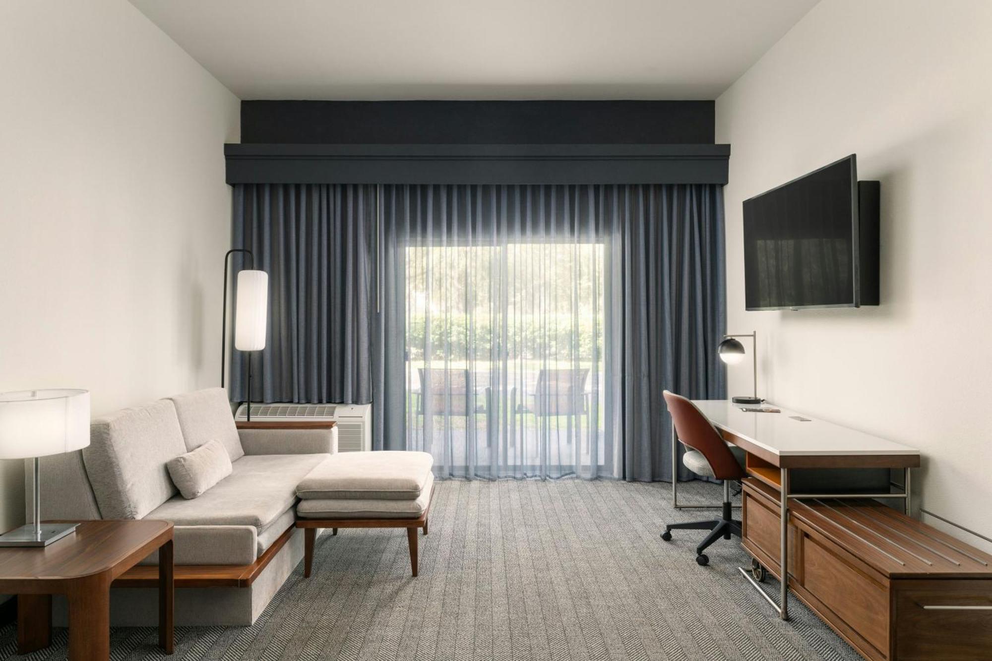Courtyard By Marriott Gainesville Fl Zewnętrze zdjęcie
